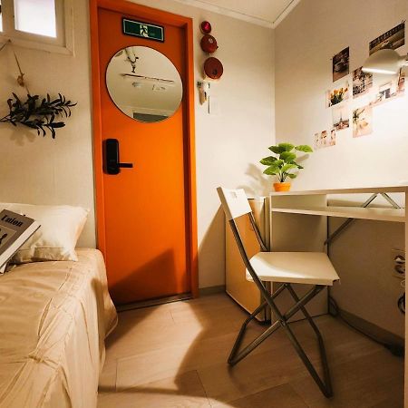 Oreum Stay Myeongdong - Female Only Seoul Exterior photo