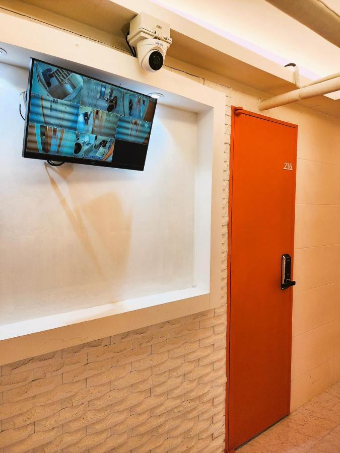 Oreum Stay Myeongdong - Female Only Seoul Exterior photo