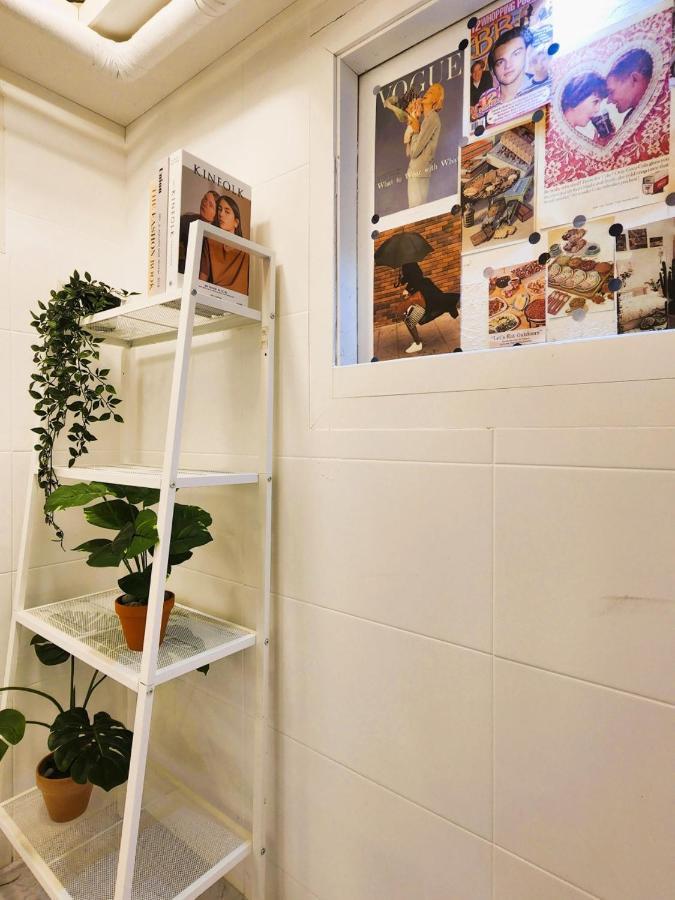 Oreum Stay Myeongdong - Female Only Seoul Exterior photo