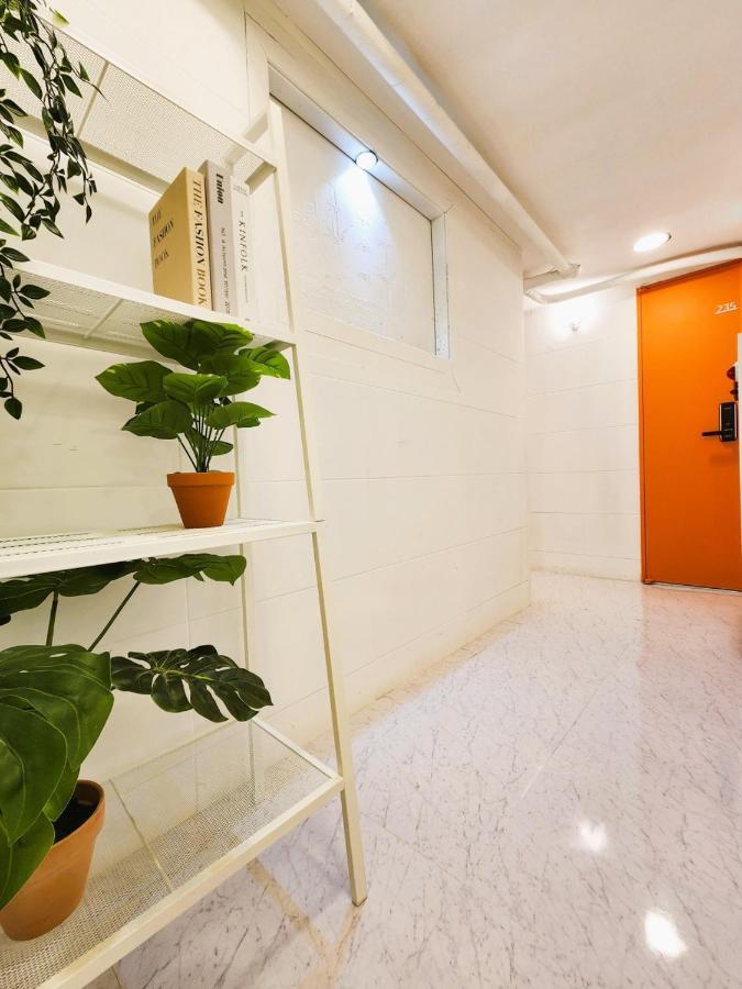 Oreum Stay Myeongdong - Female Only Seoul Exterior photo